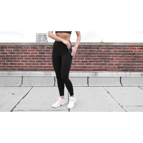 Member's Mark Everyday 7/8 Ankle Leggings: Black - Size XL - Picture 4 of 6